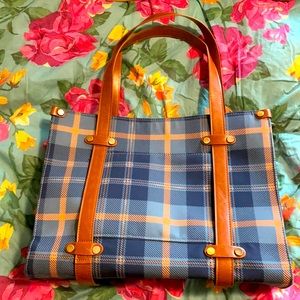 ModCloth camp director plaid tote